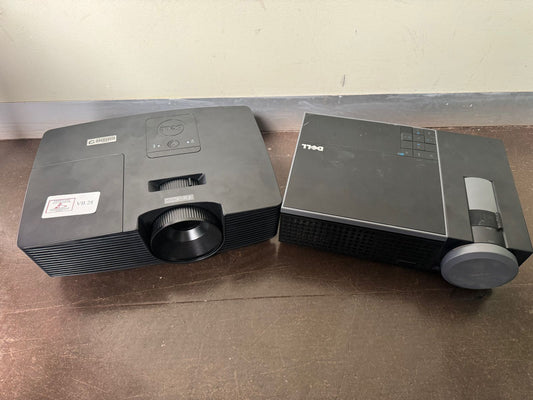 VB 28: 2x Projectors